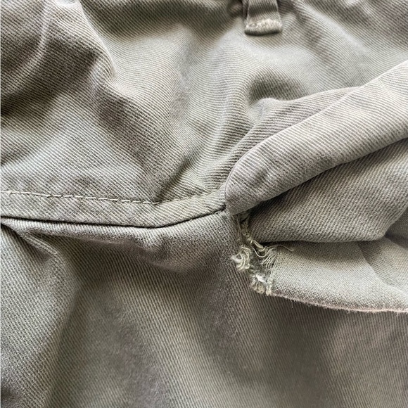 Nili Lotan Tel Avi Mid Weight stretchy Cropped Twill Pants, Size 6 - Picture 10 of 10